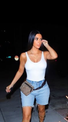 Kim K Summer Outfits, Kim Kardashian 2022 Outfits, Kim Kardashian Summer Outfits, Kim Kardashian Iconic Looks, Kardashian Wallpaper, Kim Kardashian Wallpaper