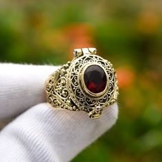 Poison Ring Secret Compartment, Historical Rings, Medieval Rings, Poison Ring, Art Ring, Secret Compartment, Silver Box, Statement Rings, Jewelry Rings