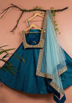 Raw Silk Lehenga Designer, Sky Blue Lehenga Combination, Peacock Blue Lehenga, Teal Blue Lehenga, Stone Work Lehenga, Sky Blue Dupatta, Teal Mirror, Mirror Work Dupatta, Badla Work