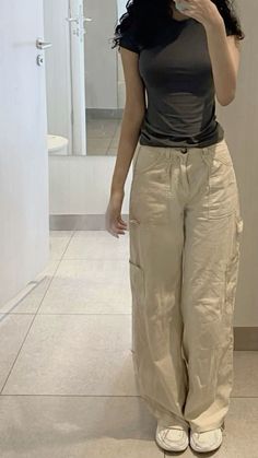 Date Casual Outfit, Outfit Ideas For School, School Awards, Simple Style Outfits, Casual College Outfits, Cargo Pants Outfit, Trendy Outfits For Teens, Everyday Fashion Outfits, Casual Day Outfits