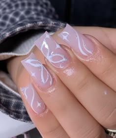 There's a new beauty trend taking over Instagram and it's absolutely stunning. Say hello to "quartz nails". Purple Chrome Nails, Blue Acrylic Nails, Nagel Tips, Girly Acrylic Nails, Her Nails, Simple Acrylic Nails, Classy Acrylic Nails, Nails Spring, White Nail