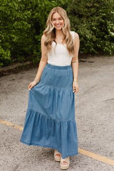 westin skirt Chambray Skirt Outfit, Christian Outfits, Chambray Skirt, Chambray Fabric, Mommy Style, Country Concert, Skirt Style, Denim Skirts, Pretty Stuff