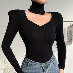 New Black V-Neck Long-Sleeved Sweater With Collar And Shoulder Pads Sweater With Collar, Taupe Sweater, Boho Style Outfits, Sleeved Sweater, Cashmere Sweater Women, Womens Cashmere, Collar Sweater, Cream Sweater, Knitting Women Sweater