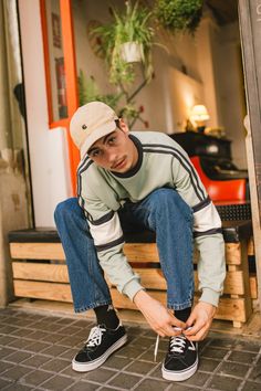 Streetwear Photoshoot, Vision Street Wear, Portrait Photography Men, Street Fashion Men Streetwear, Best Mens Fashion, Streetwear Style, Athleisure Outfits