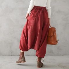 Baggy Harem Pants, European Shoes, Cotton Linen Pants, Baggy Style, Fall Fabric, Nike Outfits, Linen Pants, Tulum, Linen Shirt