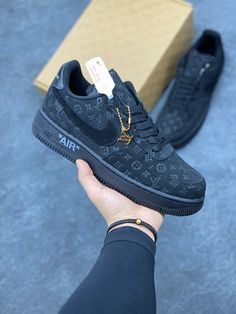 Air Jordan Sneakers, Air Force 1 Low, Jordans Sneakers, Nike Air Jordan, Air Force 1, Sneaker Head, Nike Air Force, Jordan 1, Sneakers Fashion