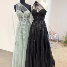 Beaded Party Dress, Tulle Party Dress, Formal Wedding Guests, One Shoulder Prom Dress, Dress Tulle, Tulle Ball Gown, Black Prom Dress, Black Prom, Sophisticated Dress