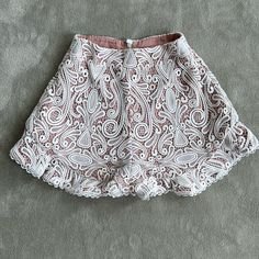 Alexis White Lace Overlay Shorts, Size S. Very Beautiful And Flattering! Lace Overlay, White Lace, High Waist, Color White, High Waisted, Womens Shorts, Lace, Women Shopping, White