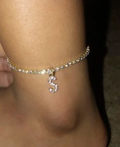 Chloe Walsh, Cora Reilly, Ankle Jewelry, Malibu Barbie, Fake Friends, Jewelry Lookbook, Rich Girl, Gossip Girl, Anklets