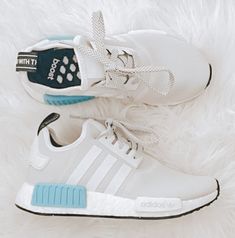 Trendy Tennis Shoes Women, Trendy Tennis Shoes, Tennis Shoes Women, Adidas Shoes Women, Women Running, Fresh Shoes, Cute Sneakers, Hype Shoes