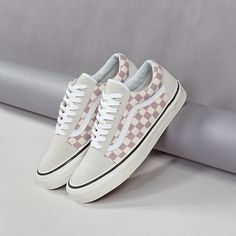 Vans Old Skook 36 DX Anaheim Factory Pack Long Distance Running Shoes, Shoe Goals, Cute Vans, Tenis Vans, Women Footwear, Sneaker Lovers, Shoes Drawing, Fresh Shoes, Shoe Inspo