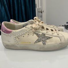 Golden Goose Superstar Low Top Sneaker With Pearls Worn Only Once. Very Good Condition. Customized Golden Goose, Custom Golden Goose, Shoes Golden Goose, Golden Goose Superstar, Goose Shoes, Custom Bar, Shoes Ideas, Golden Goose Shoes, Pearl Color