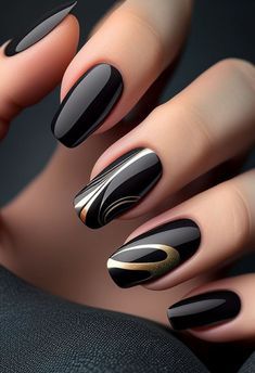 Nail Art Designs Winter, Nail Stripes, Nail Polish Ideas Easy, Nail Art Designs 2023, Striped Nail Designs, Home Nail Art, Winter Nail Polish, Nail Art Acrylic, Nail Polish Nail Art