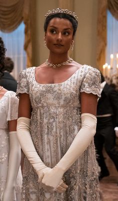 Sharma Sisters, Bridgerton Aesthetic, Kate Sharma, Silver Gown, Royal Aesthetic, Lady Mary, Julia Quinn, Movie Costumes, Iconic Characters