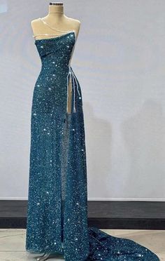 Gorgeous Teal Sheath High Slit Maxi Long Prom Dresses,Evening Dresses Red Carpet Dress Designs, Blue Sparkly Dress, Pom Dress, Maxi Vestidos, Prom Dress Color, Vintage Prom, Prom Dress Inspiration, Long Prom Dresses, Pretty Prom Dresses