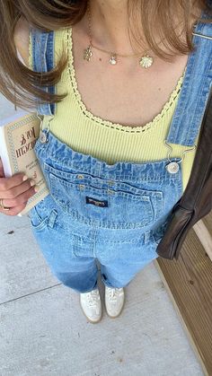 Overall Street Style, Grandmacore Outfit, Grunge Fashion Style, Coraline Costume, Girly Grunge, In The Name Of Jesus, Twenty Twenty, Female Outfits, Dream Outfits