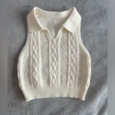 Preppy Sweater Vest, Cable Detailing Sleeveless With A Classic Collar Perfect For Layering Nwot Bundle And Save! Sweater Vests Aesthetic, Preppy Sweater Vest, Senior Scrapbook Ideas, Shein Shirts, Pretty Sweater, Sweater Vest Outfit, Sweater Sleeveless, Tops Shein, Pretty Sweaters