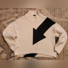 Women's Mcq Alexander Mcqueen Arrow Sweater. Size Small. Knit, Chunky Sweater. Great Condition But They Are 2 Tiny Stains On Back Side Sleeve At Right Shoulder Area As Pictured, I Have Not Attempted To Rid Of Stain. See Pix For Measurements And Make. Knit Chunky Sweater, Mcq Alexander Mcqueen, Sweater White, Chunky Sweater, Alexander Mcqueen, White Black, Alexander, White And Black, Sweaters For Women