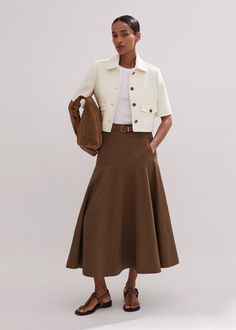 ME+EM's Brown Linen-Blend A-Line Skirt suits commuting in the summer heat whilst the flattering A-line cut helps it slot into spontaneous weekend plans. Shop now. Pleated Skirt Winter, Lisa Fashion, Medium Tv Show, Tweed Shorts, Brown Skirt, Skirt Suits, Skirt Trends, Technology Fashion, Celebrity Lifestyle