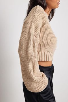 Cropped Knit Sweater, Beige Sweater, Knitting Materials, Knit Jumper, Na Kd, Jumpers For Women, Knit Sweater, Knitted Sweaters, Knitwear