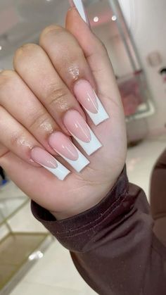 Mediums Acrylic Nails, White French Tip Tapered Square Nails, French Tip Acrylic Nails Aesthetic, Long Square Nails French Tip, Xl Nail Ideas, Long Square French Tip Nails, Medium French Tip Acrylic Nails, Long Nails French Tip, Acrylic Nails Medium Length