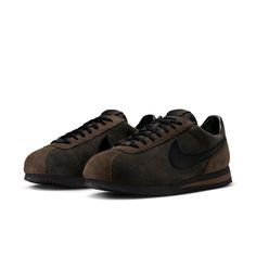 FJ5180-200 Mens Shoes Aesthetic, Cortez Nike, Maroon Shoes, Maroon Nike, Pretty Sneakers, Platform Shoes Heels, Shoes Outfit Fashion, Dad Shoes, Brown Shoes