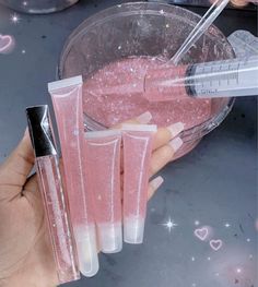 Cute Lipgloss Ideas, Lipgloss Business Ideas, Lip Gloss Ideas, Lip Gloss Business Ideas, Glitter Lip Balm, Lipgloss Ideas, Homemade Lip Gloss, Lip Gloss Business, Gloss Diy