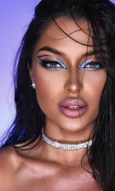 Makeup Illustration, Pretty Brown Eyes, Makeup For Moms, Rave Makeup, Barbie Makeup, Chic Makeup, Glossy Makeup