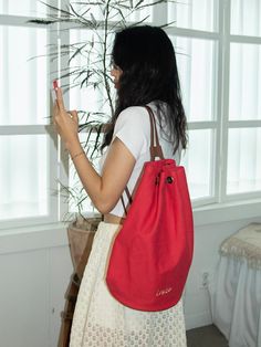 Composition : cotton:100%Color : redCountry of Origin : China Trendy Cotton Bucket Shoulder Bag, Trendy Cotton Shoulder Bucket Bag, Trendy Large Capacity Cotton Bucket Bag, Trendy Red Canvas Bag, Cotton Canvas Bucket Bag For Travel, Bucket Canvas Bag For Travel, Red Casual Cotton Shoulder Bag, Casual Red Cotton Shoulder Bag, Casual Red Bags For Weekend