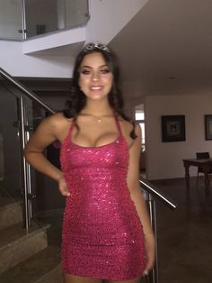 Pink Dress Outfit Party Night, Birthday Fit Aesthetic, Hoco Dresses Tight Sparkle, 16th Bday Outfit Ideas, Sparkle Outfit Party, Euphoria Party Outfits, Euphoria Dress, Sparkle Fashion, Pink Dress Outfits