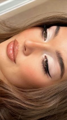 20 Makeup, White Eyeshadow, Beauty Vibes, Night Beauty, Swag Makeup