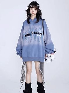 ❤︎American retro oversized gradient hoodie jacket❤︎

⚠Please allow 2-3 weeks for️product to be shipped Poses With Hoodies, Oversized Hoodie With Jeans, Oversized Hoodie Outfit Women, Baggy Hoodie Outfit, Blue Hoodie Outfit, Hoodie Reference, Outfit Ideas Oversized, Oversized Hoodie Outfit, Big Hoodie