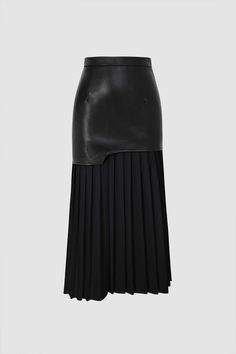 Contrast Pleated Faux Leather Midi Skirt – Micas Pleated Fashion, Faux Leather Midi Skirt, Casual Workwear, Leather Midi Skirt, Faux Leather Fabric, Black Midi Skirt, Skirts Online, List Style, Daily Look