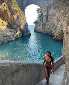 Italy Beach Pictures, Sea Outfit Aesthetic, Europe Inspo Pictures, Greece Pics Ideas, European Summer Bikinis, Vacation Ig Pics, Insta Vacation Pics, Greece Instagram Pictures, Summer In Europe Aesthetic