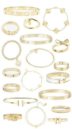 #goldjewelryideas #cleangirl #2024 Xoxo Jewelry, Jewelry Closet, Preppy Jewelry, Wrist Jewelry, Luxe Jewelry, Jewelry Accessories Ideas, Dope Jewelry, Jewelry Fashion Trends, Classy Jewelry