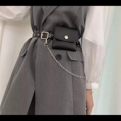 Brand New Without Tags! Small Black Leather Belt Bag. Super Chic And Comfortable! Flawless! 10.5cm X 10.5cm Senreve Aria Belt Bag Black, Wallet Belt Combo, Belt Bag Dress, Aria Belt Bag, Waist Bags For Women, Waist Bag Women, Aesthetic Bags, Leather Waist Bag, Bag Women Fashion