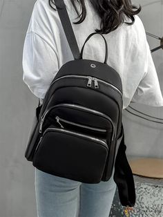 Bags For University For Women, Luxury Walking Closet, Bags For University, Bag For University, Bags College, University Bag, Nike Shoes Women Fashion