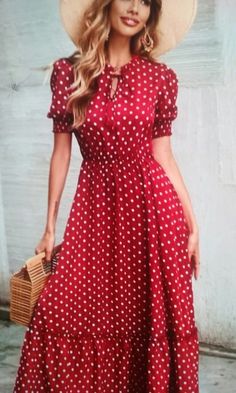 Maxi Dress Design, Maxi Dress For Summer, Floral Maxi Dresses, Casual Frocks, Long Summer Dresses Maxi, Dresses For Summer, Chic Dress Classy, Maxi Dress Outfit, Long Dress Design