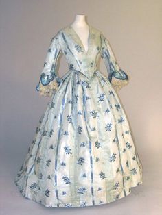 Dress 1853-1854 The FIDM Museum