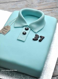 a birthday cake that looks like a polo shirt