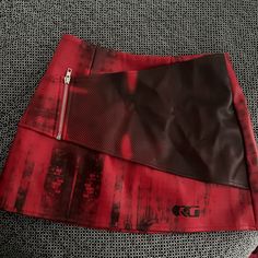 Great! Nwot Dark Red Leather Skirt, Red Leather Skirt Outfit, Red Mini Skirt Outfit, Red And Black Skirt, Wolf And Badger, Red Leather Mini Skirt, Skz Concert, Cute Online Clothing Stores, Red Leather Skirt