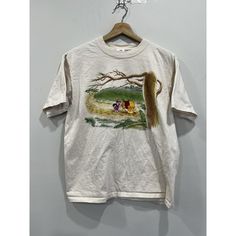 t-shirt vintage Winnie l'ourson. Taille moyenne. Dimensions ci-dessous. Bon état général. Peut nécessiter un lavage léger LONGUEUR : 26 pouces FOSSE À FOSSE -- 19,5 pouces *VEUILLEZ NOTER QUE TOUS MES ARTICLES PEUVENT CONTENIR DES DÉFAUTS NON MENTIONNÉS COMME DES TROUS, DES DÉCHIRURES ET DES TACHES* Toutes les ventes sont définitives. Je fais aussi des offres groupées Winnie The Pooh Shirts, Pooh Shirt, Winnie The Pooh Shirt, Vintage Winnie The Pooh, Winnie The Pooh, Tee Shirt, Gender Neutral, Overalls, Tee Shirts