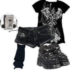 Grunge Dresses Aesthetic, Emo Shorts Outfit, Black Emo Outfits, New Rock Outfit, Emo Y2k Outfits, 2000s Punk Fashion, Alt Fits, Aesthetic Fits, 2000s Fashion Outfits