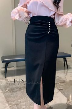 Fisdy - Falda femenina plisada de talle alto con exquisito detalle de pechera Professional Skirt, Wrap Around Skirt, Mid Length Skirts, Prom Dresses Ball Gown, Skirt Skirt, Color Fabric, Professional Outfits, Mom Outfits, Lookbook Outfits