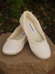 Ivory Vegan Bridal Flats Comfortable SHOES w Pearls Flower appliqué,Wedding flats ivory rose,Ballet Pearl Ballet Flats, Fairy Wedding Shoes Flats, Ballet Flat Wedding Shoes, Bride Shoes Flat, Ballet Slipper Shoes, Ballet Flats Wedding, Ballet Flats Wedding Shoes, Ivory Ballet Flats, Bride Shoes Flats