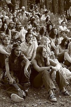 Rainbow Gathering, Art Hippie, Hippie Lifestyle, Hippie Movement, Estilo Hippy