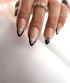 Nail Polish, Nail Art, Nails, Gold, On Instagram, White, Black, Instagram