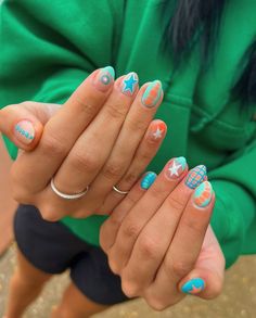 #nails #nailsofinstagram Halle Sandberg Nails, Teen Nail Ideas, Mexico Nail Ideas, Christian Nail Art, Shellac Nails Summer, Hawaii Nails, Shellac Nail Designs, Teen Nails