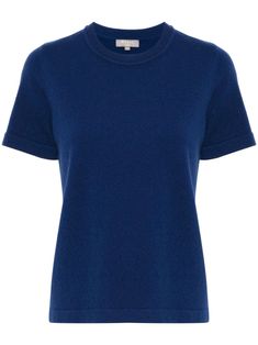 Find N.PEAL Short-sleeve Cashmere T-shirt on Editorialist. navy blue cashmere crew neck short sleeves straight hem Blue Shirt Women, Sweater Short Sleeve, Navy Blue Shirt, Navy Blue T Shirt, Navy Blue Shirts, Navy Sweater, City Dress, Summer Beach Wear, Jersey Shirt