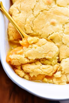 the best peach cobbler recipe is made with fresh peaches